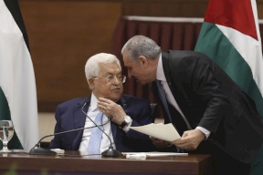 صدى نيوز تكشف كواليس طلب اشتية الاستقالة من الرئيس عباس