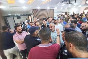 فيديو|| موظفون بحكومة حماس يحتجون على عدم انصافهم وظيفياً في ظل أزمة مالية متفاقمة