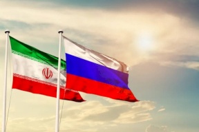 طهران تستدعي السفير الروسي احتجاجاً على دعم بلاده مطالبة الإمارات بالجزر الثلاث