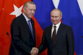 بوتين يطلب دعم تركيا لتصدير الحبوب الروسية