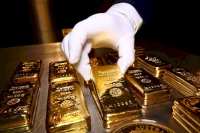 أسعار الذهب ترتفع وسط توقعات بشأن الفائدة الأمريكية