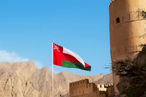 سلطنة عمان.. 1.7 مليار دولار فائض بالميزانية في 6 أشهر