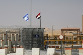 توقيف إسرائيلي في سيناء بعد رفعه علم حركة "حباد"
