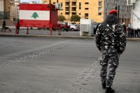 لبنان.. أمن الدولة يصادر بضائع إسرائيلية في مستودعات ومتاجر (فيديو)