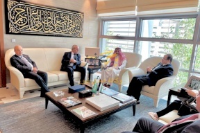 محدث| قيادات فلسطينية تلتقي السفير السعودي ومسؤولة أميركية في الأردن