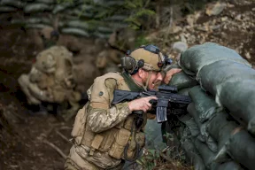 روسيا وأوكرانيا تصدان هجمات متبادلة وكييف تريد "تدمير النخبة المحيطة ببوتين"