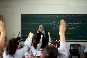 الإحصاء: معدلات الأمية في فلسطين من الأقل في العالم