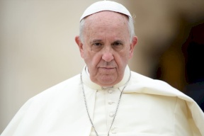 البابا يعبر عن "قلق بالغ" بشأن الحصار على غزة