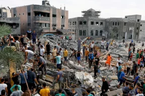 الصليب الأحمر: الترحيل القسري لمواطني غزة مخالف للقانون الدولي