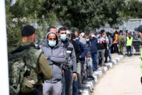 خاص- 42 مليون شيكل خسائر اقتصاد فلسطين يومياً نتيجة "حظر دخول العمال"