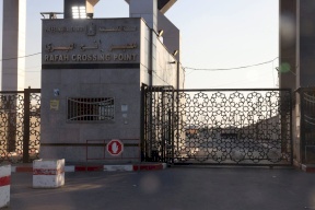 مصدر مصري: فتح معبر رفح غداً لإدخال مساعدات إلى غزة