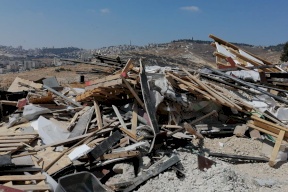 قوات الاحتلال تهدم منزلا في عوريف جنوب نابلس