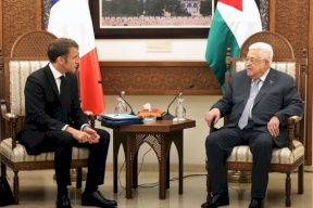  الرئيس لدى استقباله ماكرون: نطالب بوقف فوري للعدوان على شعبنا وعقد مؤتمر دولي للسلام