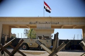 مصر تنفي نشر قوات بريطانية بين مصر وغزة 