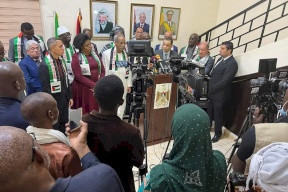 سفراء لدول أفريقية ينظمون زيارة تضامنية للسفارة الفلسطينية في مالي