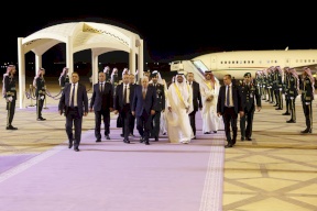 الرئيس يصل إلى السعودية للمشاركة في القمتين العربية والإسلامية