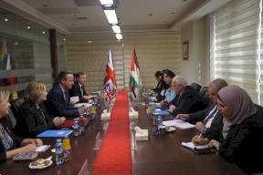 المالكي يطالب بريطانيا بالضغط على إسرائيل لوقف حربها على الشعب الفلسطيني ودعم عقد مؤتمر دولي للسلام 