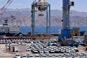 مدير ميناء إيلات: 85% من مداخيلنا تأتي من واردات المركبات وتهديدات الحوثيين تعرقلها