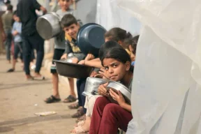 الجوع يقتل طفلين في قطاع غزة.. وحصيلة الشهداء ترتفع لـ27