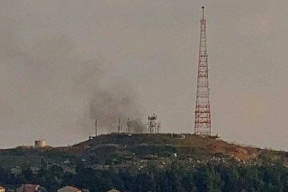 الاحتلال يستهدف مناطق في جنوب لبنان وحزب الله يرد