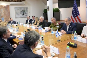 ماذا دار في اجتماع بلينكن مع أعضاء كابينيت الحرب الإسرائيلي؟