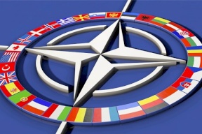 وسائل الإعلام: الناتو يجري تدريبات تحاكي الحرب العالمية الثالثة
