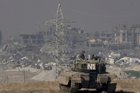 صحيفة تكشف عن مقترح جديد يشمل وقف الحرب وتبادل أسرى وانسحاب إسرائيل من غزة