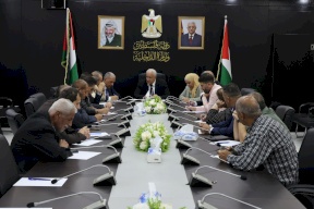 وزير الداخلية يلتقي مجموعة من رؤساء وممثلي مؤسسات المجتمع المدني 