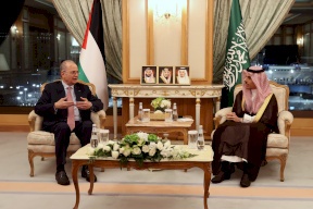 رئيس الوزراء يستعرض أولويات الحكومة الفلسطينية في مكة 