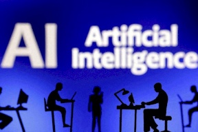 كيف نتصدى لخطر استحواذ الذكاء الاصطناعي على الوظائف في المستقبل؟