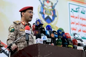 الحوثيون: نعلن حظر الملاحة البحرية على إسرائيل بالبحر الأحمر