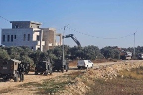 الاحتلال يهدم منازل في أريحا ورام الله 