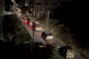 الاحتلال يقتحم قرية المغير وينكل بأربعة مواطنين