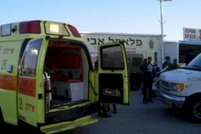 إصابة طفلة بحالة خطيرة إثر سقوطها عن علو في مدينة القدس