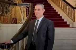 موظف بدار الأوبرا يلقي نفسه في النيل.. رسالة أبكت المصريين