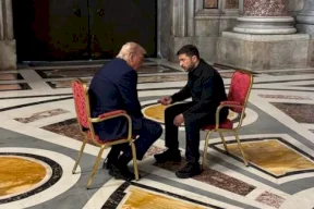 ترمب يغادر الفاتيكان بعد جنازة البابا ولقائه زيلينسكي