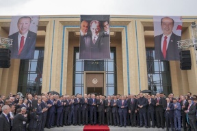 "أردوغان" يفتتح القصر الرابع خارج حدود تركيا