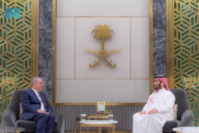 الأمير بن سلمان يستقبل الشيخ في أول زيارة له للسعودية منذ توليه منصبه الجديد