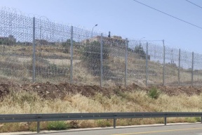 مستوطنون يحرضون ضد سنجل: اهدموا منزلاً مقابل كل حجر!