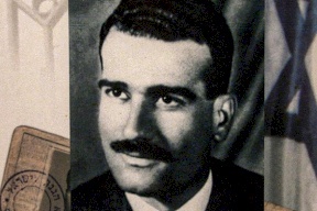ابنة الجاسوس كوهين تُطالب بوتين بالضغط على الأسد للإفصاح عن مكان دفن والدها