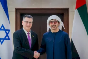 الإمارات تعلن اتفاقها مع إسرائيل على إيصال مساعدات عاجلة لغزة