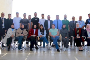البنك الإسلامي الفلسطيني يستضيف وفداً من كلية الذكاء الاصطناعي وعلم البيانات بالجامعة العربية الأمريكية