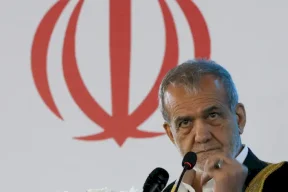 تقرير: بزشكيان أصيب في هجوم إسرائيلي وإيران تحاول استهداف إسرائيليين بالخارج