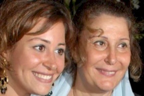  نقل والدة الفنانة منة شلبي إلى المستشفى