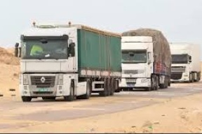 تحرك 400 شاحنة مساعدات إلى غزة بعد وقف النار