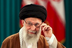 رويترز: إيران تسرع من وتيرة بحثها عن خليفة لعلي خامنئي