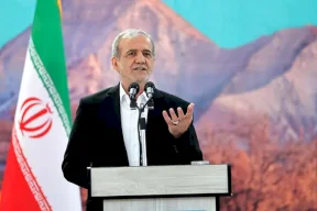 "تسنيم": بزشكيان يصدق على قانون تعليق التعاون مع الوكالة الذرية إيذانا بدخوله حيز التنفيذ