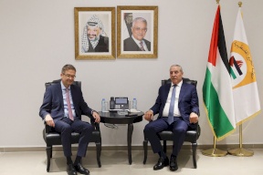 الشيخ يبحث مع رئيس البعثة الألمانية الأوضاع السياسية في لقاء وداعي بمناسبة انتهاء مهامه
