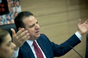 الكنيست يصوت اليوم على عزل النائب "أيمن عودة"