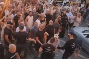فيديو: يهود متطرفون يهاجمون النائب عودة ويحاولون الاعتداء على كسيف